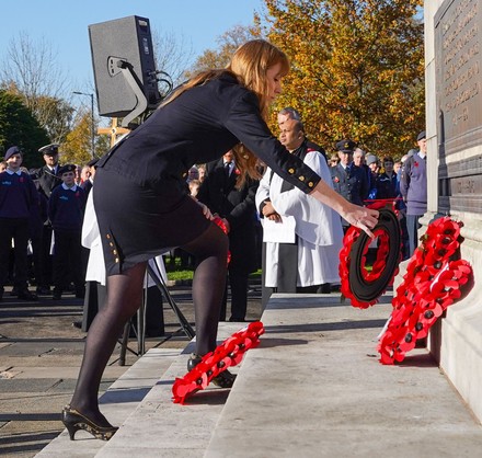 1,000 Remembrance gardens Stock Pictures, Editorial Images and Stock ...