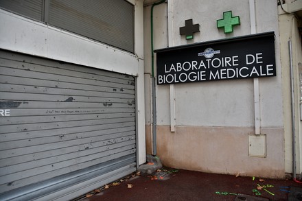View Facade Medical Biology Laboratory Closed Editorial Stock Photo ...