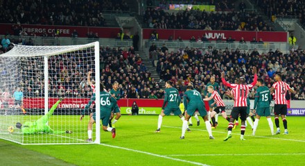 Darwin Nunez Liverpool Warms Some Headers Editorial Stock Photo - Stock ...