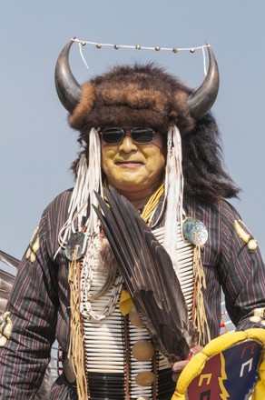 Elder Traditional Regalia Stony Nakoda First Editorial Stock Photo ...