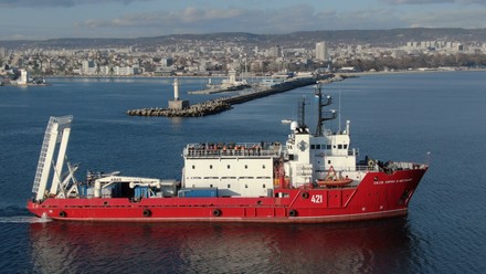 250-debut-of-ship-stock-pictures-editorial-images-and-stock-photos