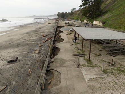 storm surge damage along california coast Stock Photos (Exclusive ...