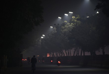 View Skyscraper Engulfed Dense Smog Amid Editorial Stock Photo - Stock ...