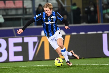 Atalanta Team Celebrate Rasmus Hojlund Atalanta Editorial Stock Photo ...