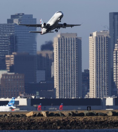 American Airlines Flight Takes Off Logan Editorial Stock Photo - Stock ...