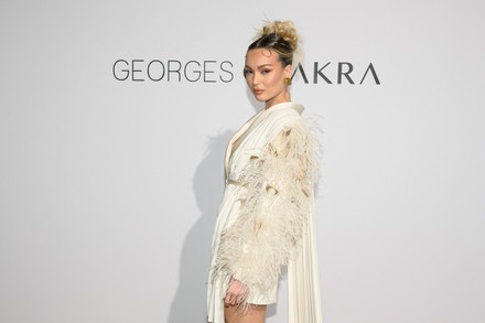 Romane Iannaccone Attends Georges Chakra 20232024 - Foto de stock de