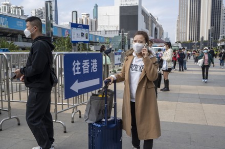 250 Hong kong border crossing Stock Pictures, Editorial Images and ...