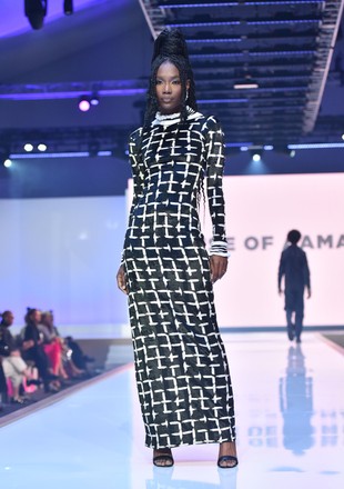 Model Wearing House Aama Walks Runway Editorial Stock Photo - Stock