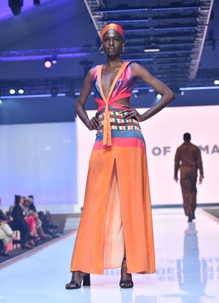 Model Wearing House Aama Walks Runway Editorial Stock Photo - Stock