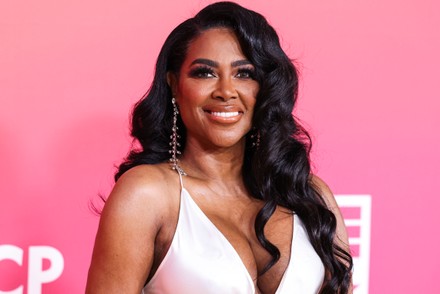 kenya moore hair highlights