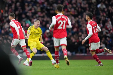 Arsenal Goalkeeper Aaron Ramsdale 1 Celebrates Editorial Stock Photo ...