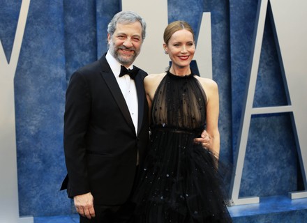 Judd Apatow and Leslie Mann at the Vanity Fair Oscar Party