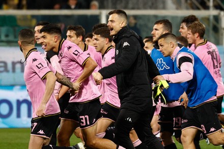 Modena celebrates the victory during the Italian soccer Serie B