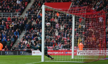 53 Sunderland Vs Luton Town Stock Pictures, Editorial Images And Stock ...