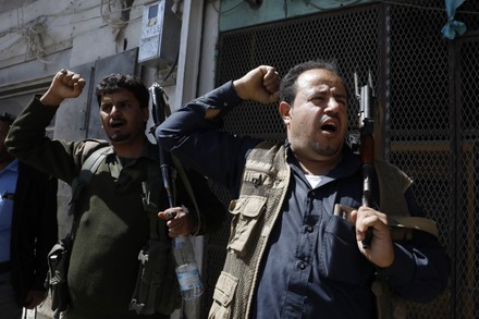 Armed Houthi Supporters Shout Slogans During Editorial Stock Photo ...