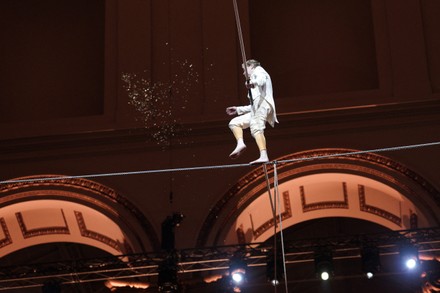 __COUNT__ High Wire Artist Philippe Petit Performs - Washington, United ...