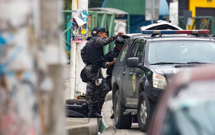 Members Police During Operation Deactivate Explosive Editorial Stock ...