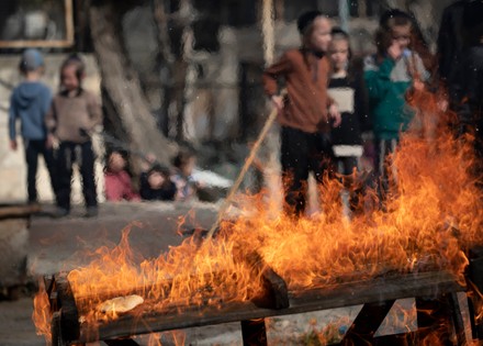 Ultraorthodox Jews Burn Leavened Items Ahead Editorial Stock Photo ...