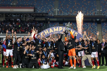 Goleiros Nacional Mohamed El-Shenawy Da Equipe De Futebol De Egito Foto de  Stock Editorial - Imagem de goleiro, profissional: 138193208