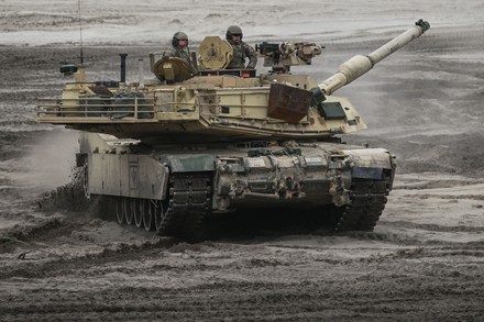 60 Vehicle and m1 abrams Stock Pictures, Editorial Images and Stock ...