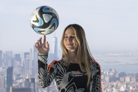 Football Freestyler Lia Lewis Shows Off Editorial Stock Photo - Stock