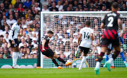 Julian Alvarez Manchester City Scores Goal Editorial Stock Photo ...