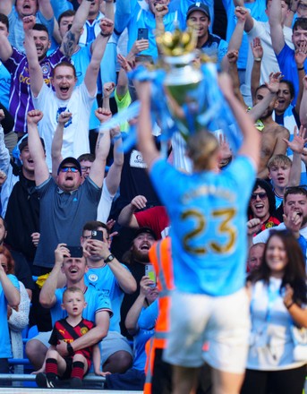 1,000 Manchester city supporter Stock Pictures, Editorial Images and