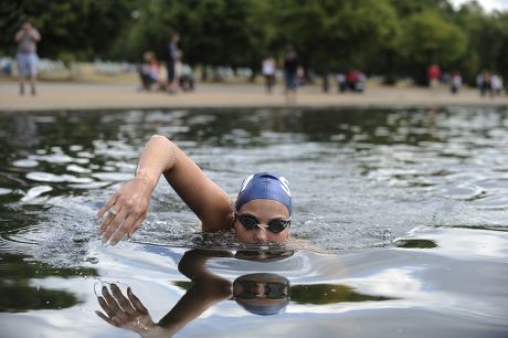 Open Water Swimmer And Olympic Silver Medalist Kerri-anne Payne Swims In The Serpentine At Hyde Park London. The Serpentine Is The Venue For The Open Water Swimming Event At The London Olympics 2012.