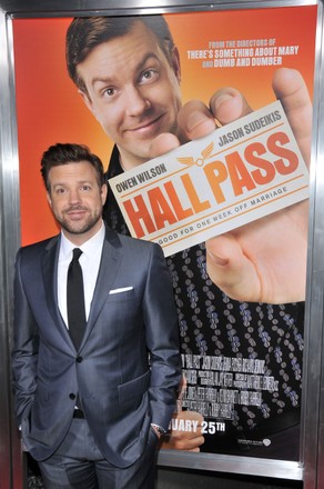 Left to right jason sudeikis hi-res stock photography and images