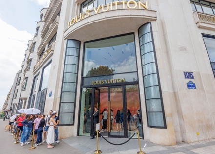 Shoppers Wait Front Louis Vuitton Store Editorial Stock Photo - Stock Image