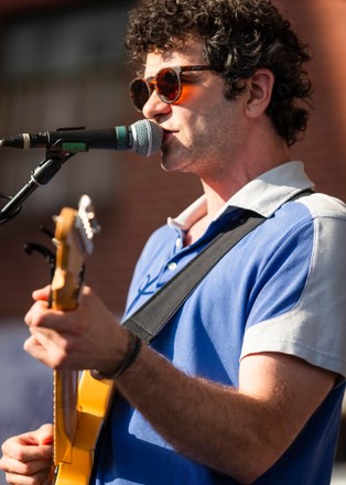 Brian Corum Lonnie Walker Performs Onstage Editorial Stock Photo