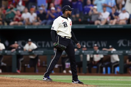 Kansas city relief pitcher aroldis chapman hi-res stock photography and  images - Alamy