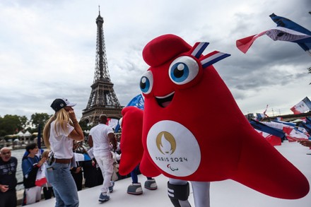 90,000 Paris 2024 Stock Pictures, Editorial Images and Stock Photos ...