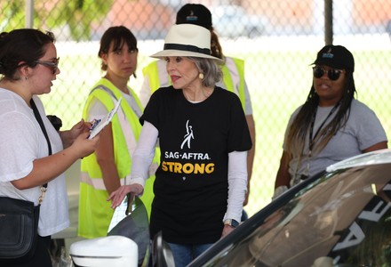 SAG-AFTRA Strike: Netflix, Los Angeles, California, USA - 28 Jul 2023 Redaktionelt stock-billede
