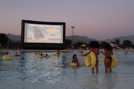 Warner Bros. MEG 2: THE TRENCH Dive-In Screening, Lake View Terrace, CA, USA - 29 July 2023 Redaktionelt stock-billede