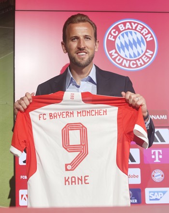 Bayern Munich sign England striker Harry Kane from Tottenham Hotspur