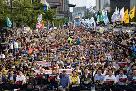 Protest Against Fukushima Radioactive Water Release In Seoul, South Korea - 26 Aug 2023 Immagine stock editoriale