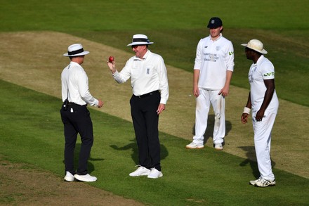 5,000 Cricket umpire Stock Pictures, Editorial Images and Stock Photos