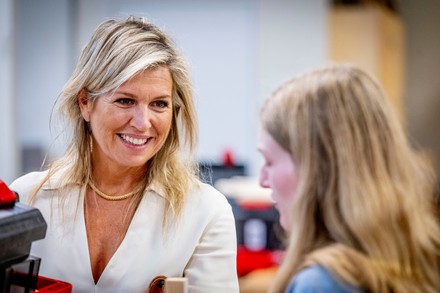 Queen Maxima visit to the Wood and Furniture College (HMC), Rotterdam, The Netherlands - 21 Sep 2023 Redaktionelt stock-billede