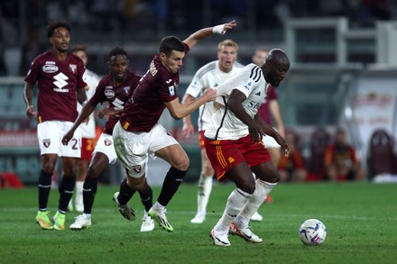 Leandro Paredes Roma Controls Ball During Editorial Stock Photo - Stock  Image