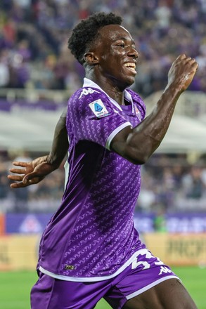 Michael Kayode Acf Fiorentina U19 Action 新闻传媒库存照片- 库存图片