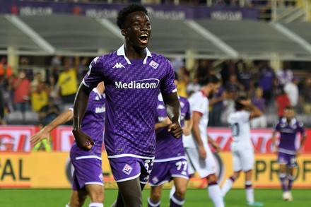 Michael Olabode Kayode of ACF Fiorentina U19 in action during the News  Photo - Getty Images