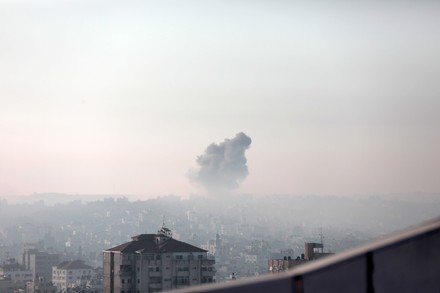 20,000 Palestine war 2023 Stock Pictures, Editorial Images and Stock