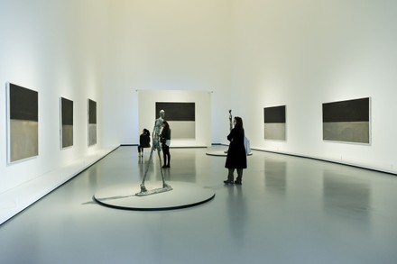 THE FONDATION LOUIS VUITTON DISPLAYS 115 WORKS OF MARK ROTHKO IN