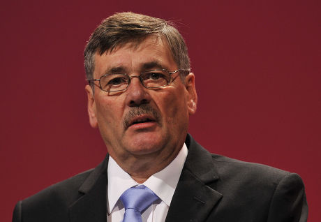 Labour Party Annual Conference At Manchester Central Convention Centre.- Labour Party Shadow Defence Sec. Bob Ainsworth.