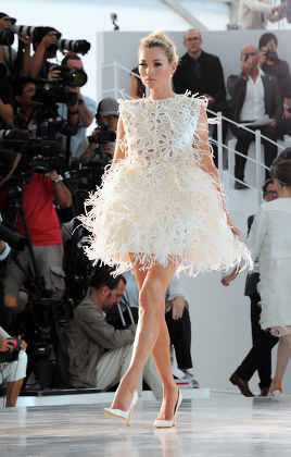 Paris Fashion Week: Louis Vuitton spring/summer 2012 - Fashion