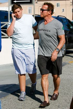 Arnold Schwarzenegger has lunch with his sons, Los Angeles, California, America - 16 Oct 2011