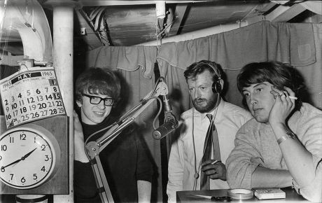 Pop Group / Singers Peter And Gordon At Radio London With News Director Paul Kaye (centre) Peter Asher And Gordon Waller
