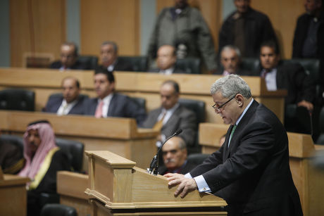 Prime Minister Awn Khasawneh wins vote of confidence at parliament, Amman, Jordan - 01 Dec 2011