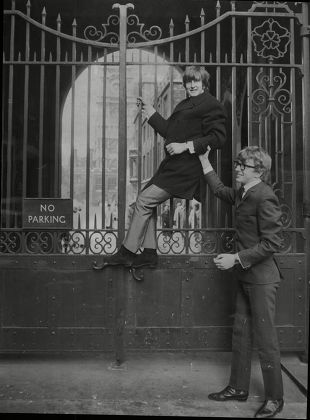 Pop Group / Singers Peter And Gordon Back At Their Old School Gates. Peter Asher And Gordon Waller